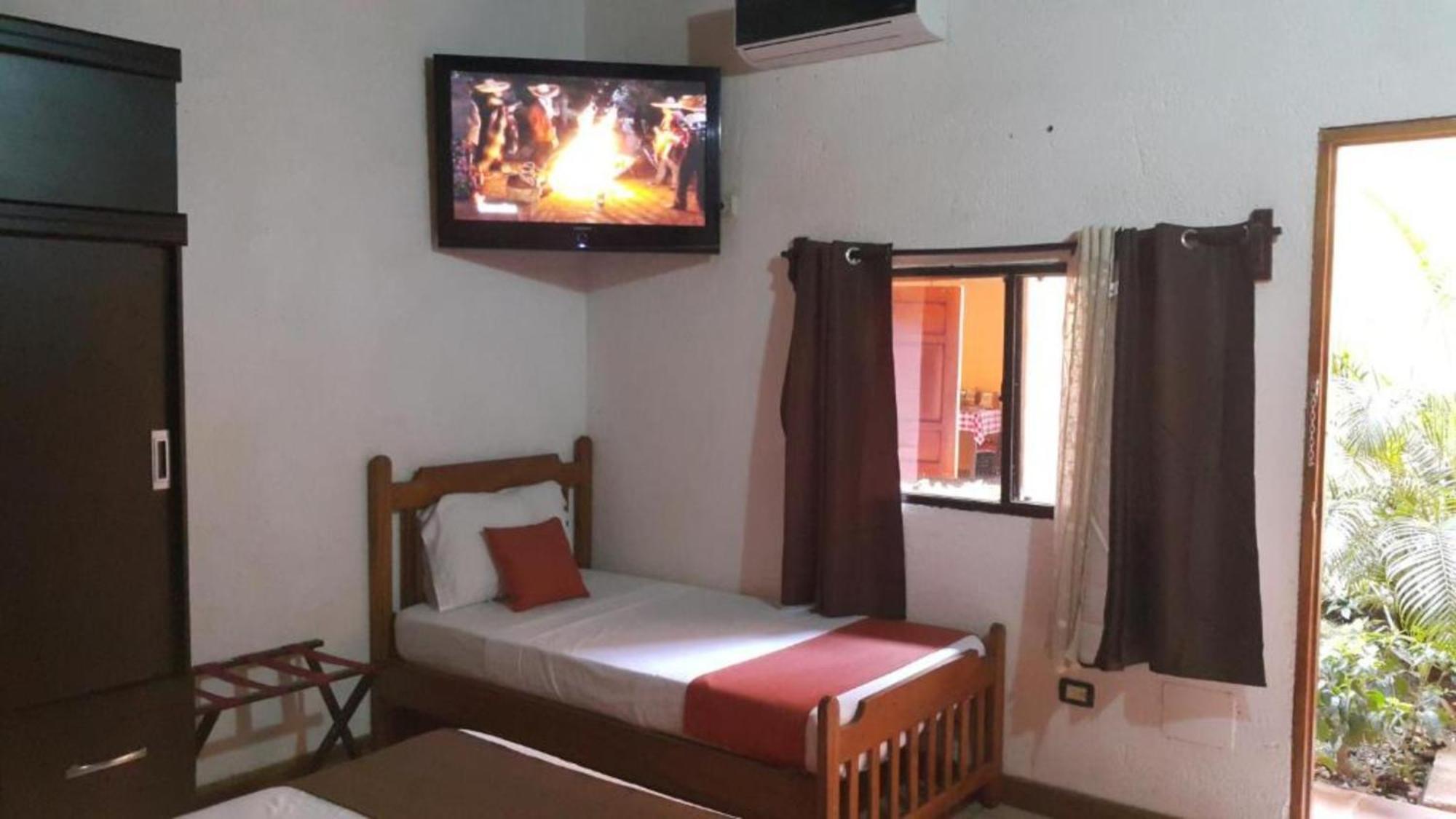 Hotel El Maltese Granada Εξωτερικό φωτογραφία
