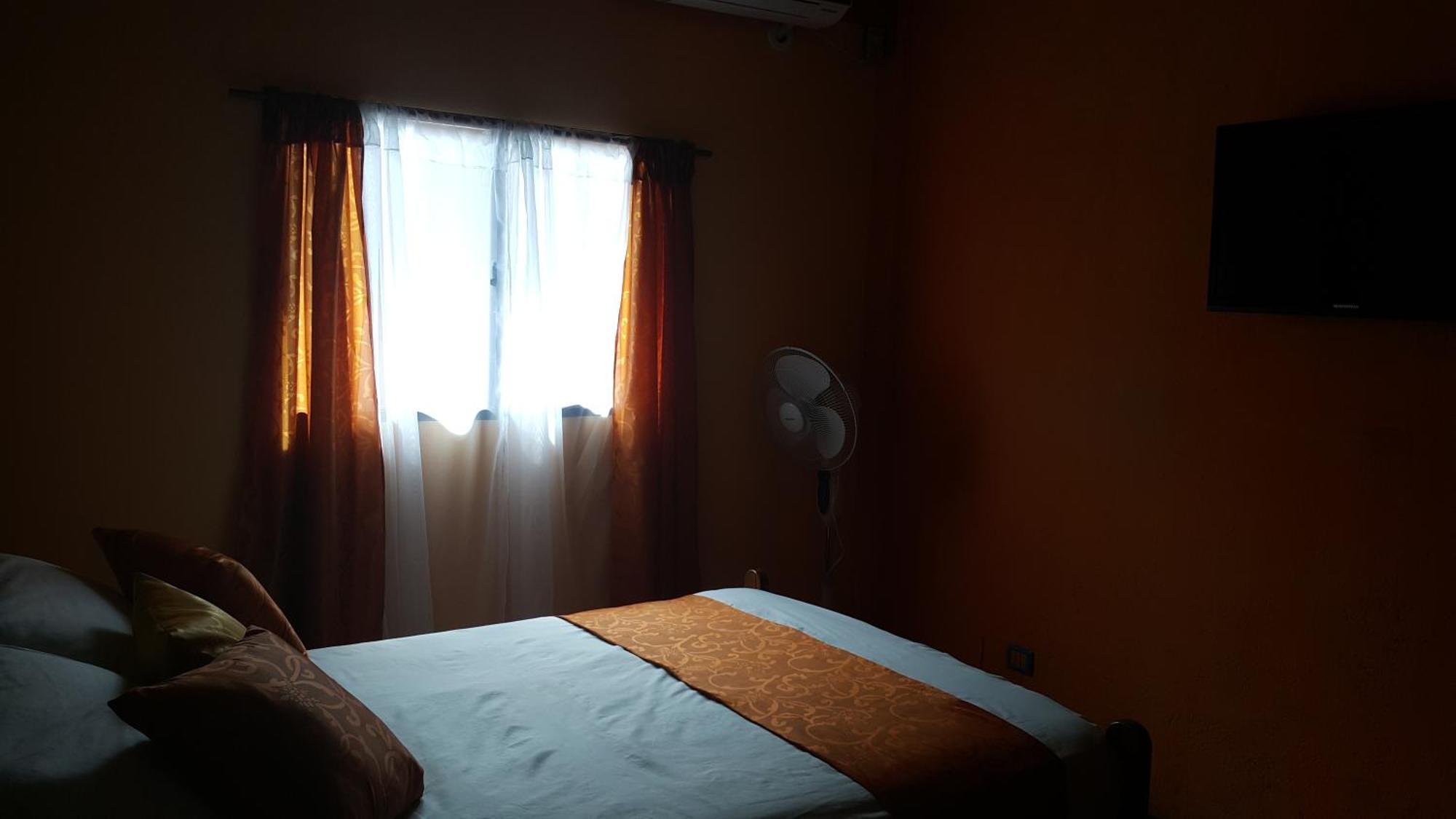 Hotel El Maltese Granada Δωμάτιο φωτογραφία