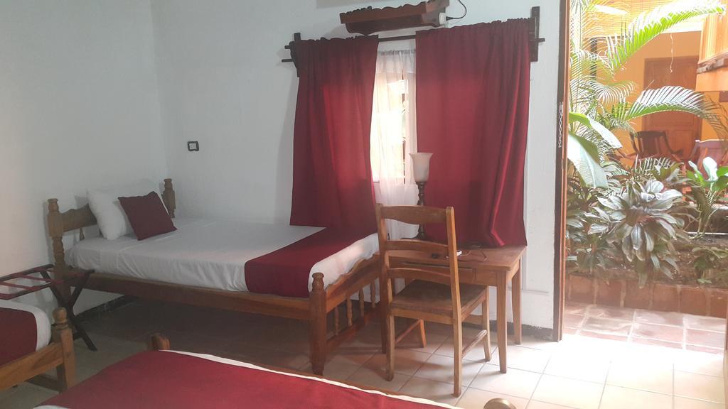 Hotel El Maltese Granada Εξωτερικό φωτογραφία